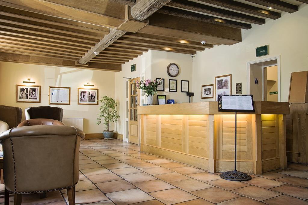 Waveney House Hotel Бекклс Экстерьер фото